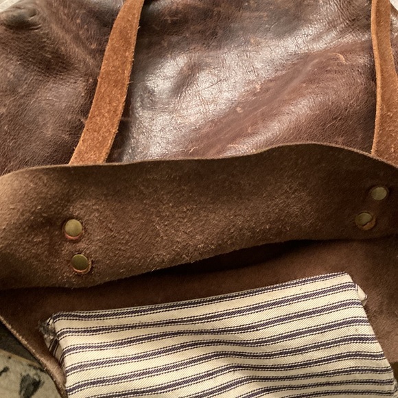 Destress leather tote - Picture 8 of 9